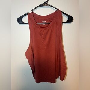 Old Navy Women's Brick Red Muscle Tee